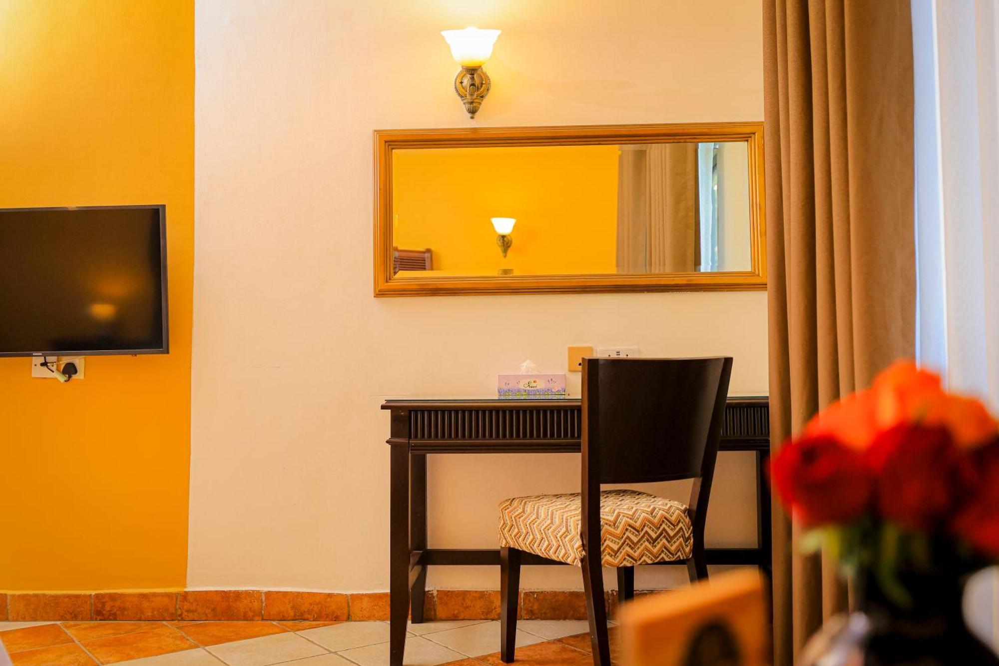Colosseum Boutique Hotel & Spa Dar es Salaam Eksteriør billede